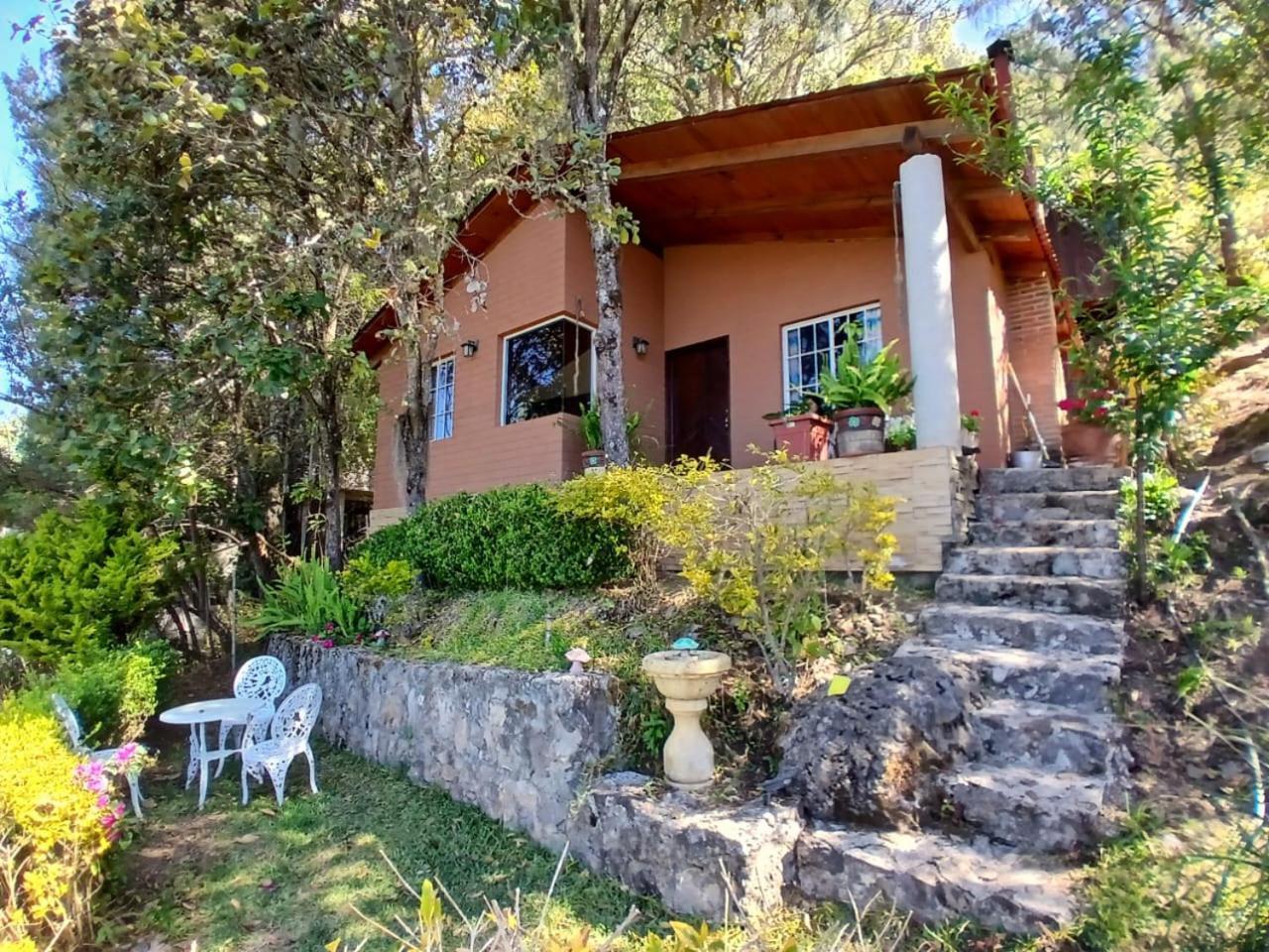 Cabana Con Banera Y Chimeneas En Puesta De Sol El Pacifico Екстериор снимка
